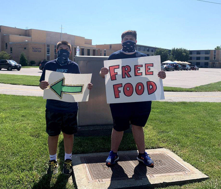 Volunteers for Community Food Market